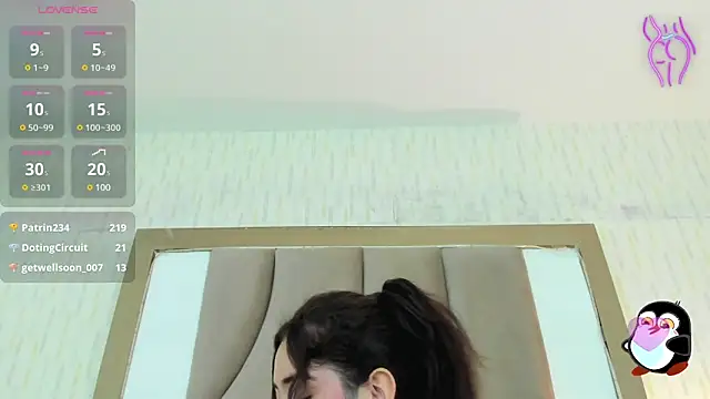 ThyaraJhons online show from March 3, 2025, 3:20 pm