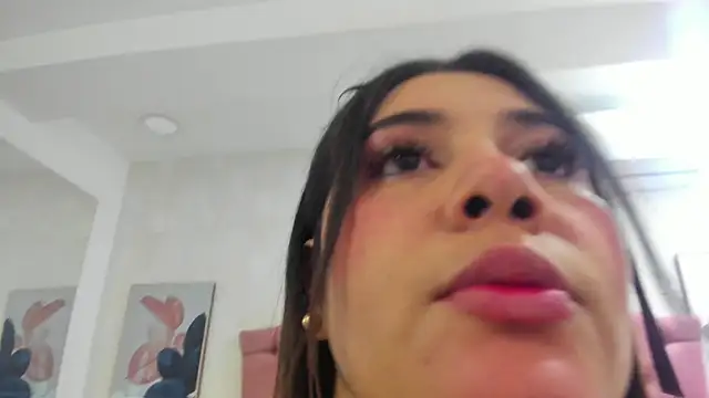 ThyaraJhons online show from April 7, 2026, 11:54 am