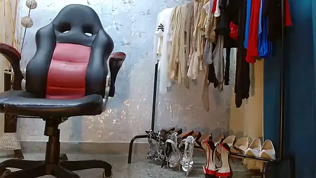 Snapshot of Samantabrown_ chatting on January 19, 2026, 11:25 am Samantabrown online show from January 19, 2026, 11:25 am