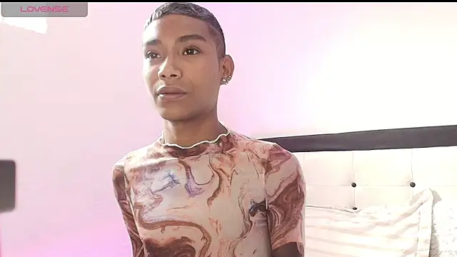 alejo cute online show from February 1, 2025, 1:51 pm