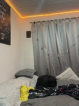 alejo cute online show from May 23, 2026, 1:48 pm