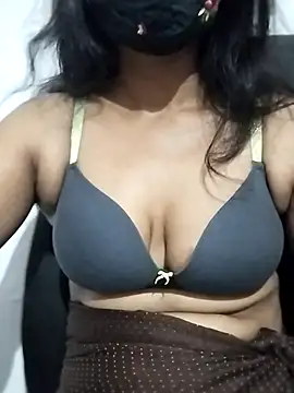 Snapshot of Triveni-Lovely chatting on June 25, 2026, 2:21 pm Triveni-Lovely online show from June 25, 2026, 2:21 pm