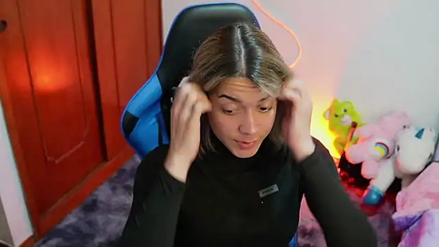 tay ler3 online show from January 20, 2025, 12:46 am