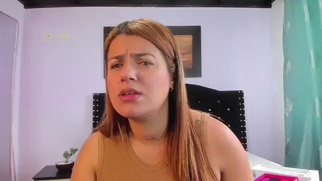 Snapshot of Alexandra_Torress chatting on October 4, 2025, 3:21 pm Alexandra Torress online show from October 4, 2025, 3:21 pm