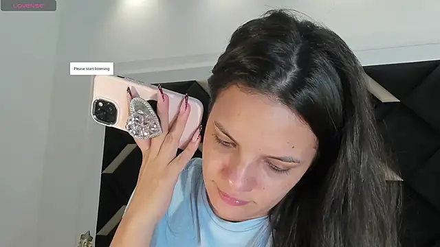 Snapshot of IsabellaGrey19 chatting on December 2, 2025, 7:31 pm IsabellaGrey19 online show from December 2, 2025, 7:31 pm