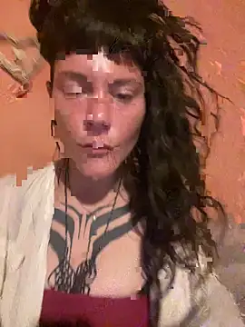 OniricFemme online show from May 22, 2026, 12:40 am