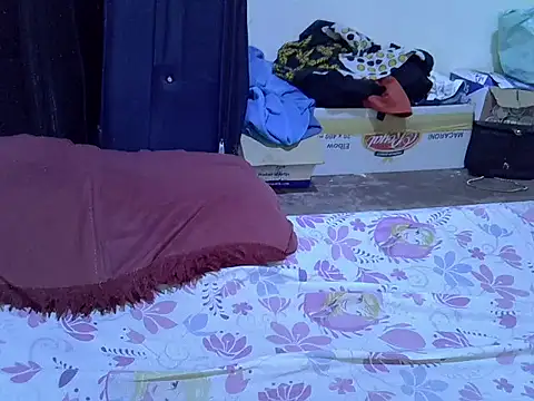 Adaline-Paris online show from January 11, 2026, 6:29 am