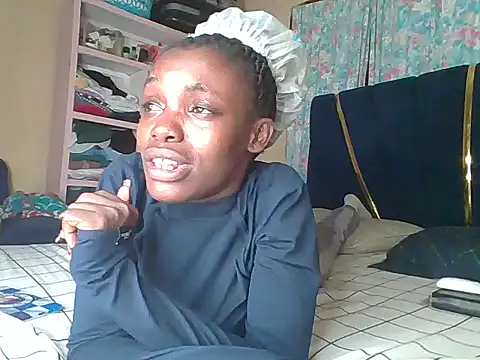 awino001 online show from April 10, 2026, 12:38 am