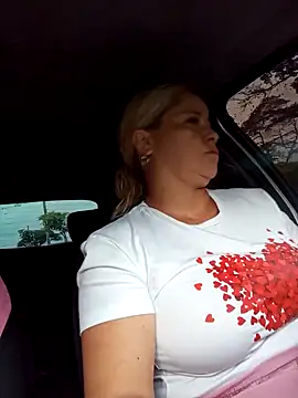 Snapshot of natally_ross21 chatting on December 13, 2024, 11:13 am natally ross21 online show from December 13, 2024, 11:13 am