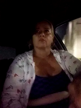 Snapshot of natally_ross21 chatting on December 24, 2024, 10:33 am natally ross21 online show from December 24, 2024, 10:33 am