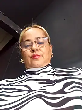 Snapshot of natally_ross21 chatting on January 4, 2025, 5:47 pm natally ross21 online show from January 4, 2025, 5:47 pm