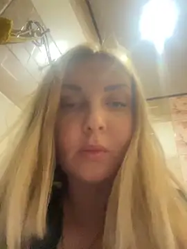 Snapshot of Aleksandrakis chatting on January 20, 2025, 11:21 pm Aleksandrakis online show from January 20, 2025, 11:21 pm