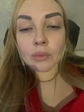 Snapshot of Aleksandrakis chatting on February 16, 2025, 12:21 pm Aleksandrakis online show from February 16, 2025, 12:21 pm