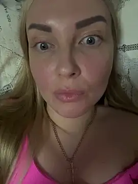 Snapshot of Aleksandrakis chatting on March 16, 2025, 7:17 pm Aleksandrakis online show from March 16, 2025, 7:17 pm