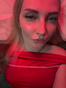 Snapshot of Aleksandrakis chatting on September 28, 2025, 8:47 pm Aleksandrakis online show from September 28, 2025, 8:47 pm