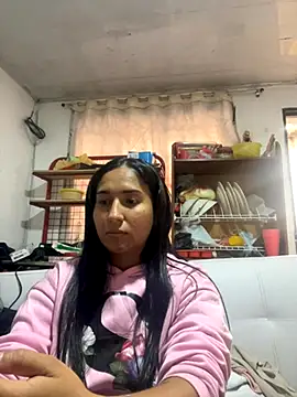 luna asss online show from November 6, 2025, 6:53 pm