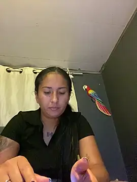 luna asss online show from May 5, 2026, 1:02 am