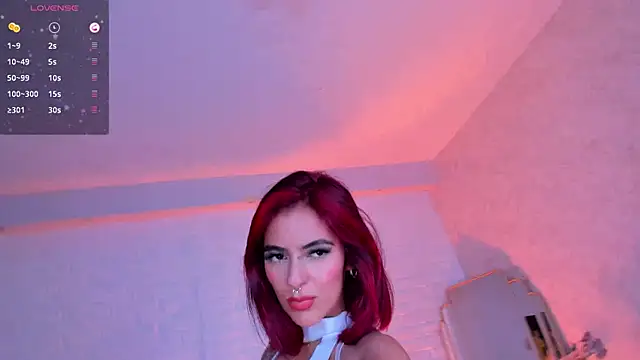 Snapshot of VictoriaMilan_ chatting on March 17, 2025, 2:19 am VictoriaMilan online show from March 17, 2025, 2:19 am