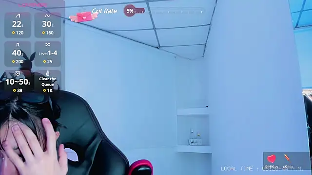 Naomi-Haruno online show from December 6, 2024, 11:22 am