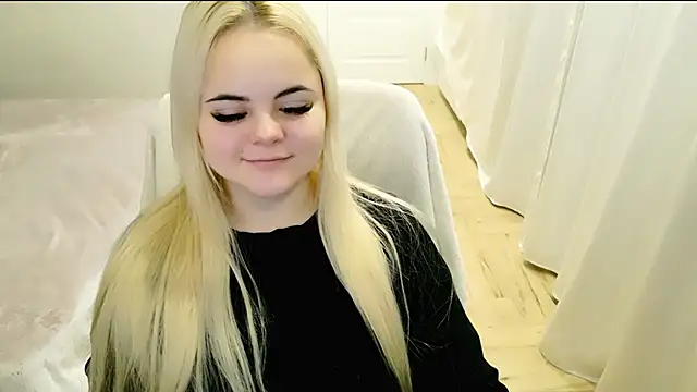 lovely-eyes online show from February 7, 2025, 9:37 pm