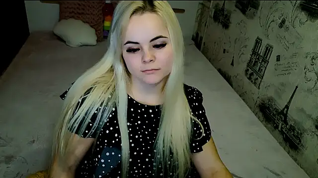 lovely-eyes online show from April 17, 2026, 6:33 pm