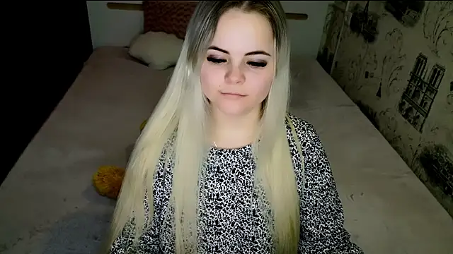 Snapshot of lovely-eyes chatting on April 28, 2026, 7:41 pm lovely-eyes online show from April 28, 2026, 7:41 pm