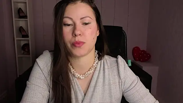 Dana  dom online show from February 9, 2026, 1:31 am