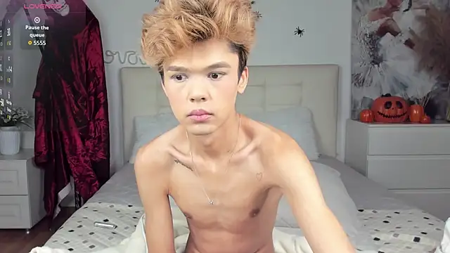 Felix Rey online show from October 19, 2025, 12:06 pm