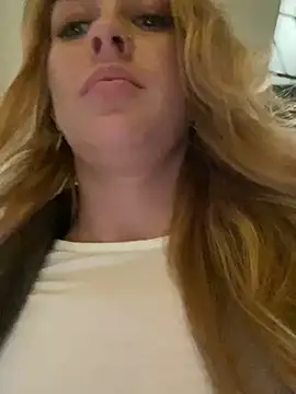 Sweet   Emily online show from December 11, 2024, 9:12 pm