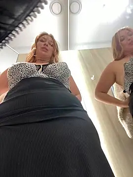 Sweet   Emily online show from December 15, 2024, 5:31 pm