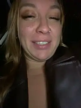 Sweet   Emily online show from December 25, 2024, 9:33 pm