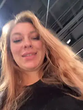 Sweet   Emily online show from January 14, 2025, 4:18 pm