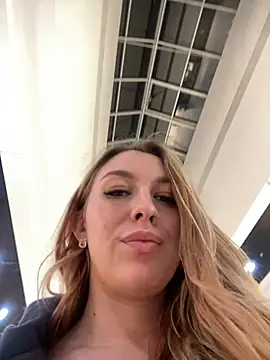 Sweet   Emily online show from January 31, 2025, 5:42 pm