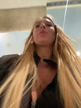 Sweet   Emily online show from March 10, 2025, 1:32 pm