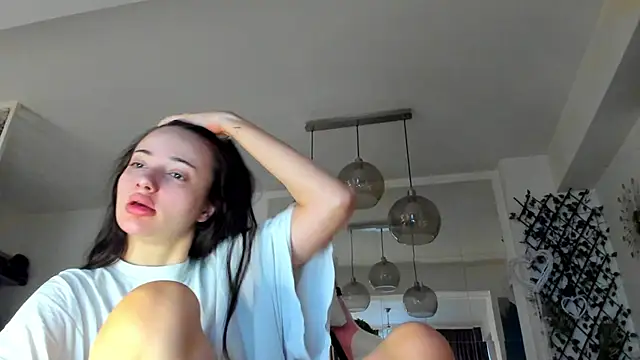 IreneVON online show from February 20, 2026, 5:26 am