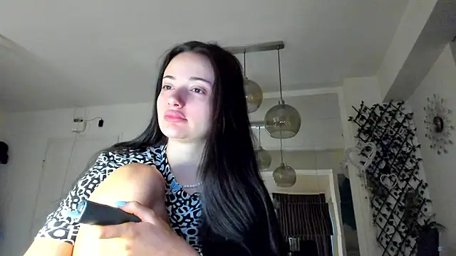 IreneVON online show from February 28, 2026, 5:19 am