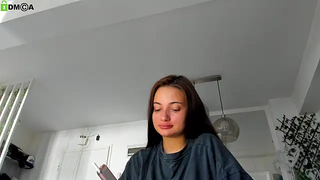 Snapshot of IreneVON chatting on June 11, 2026, 4:32 am IreneVON online show from June 11, 2026, 4:32 am