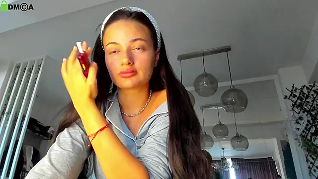 Snapshot of IreneVON chatting on July 25, 2026, 4:32 am IreneVON online show from July 25, 2026, 4:32 am