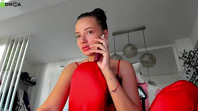 Snapshot of IreneVON chatting on July 28, 2026, 4:30 am IreneVON online show from July 28, 2026, 4:30 am