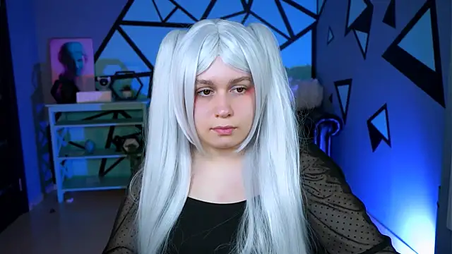 FioraMarmoris online show from January 3, 2025, 11:25 am