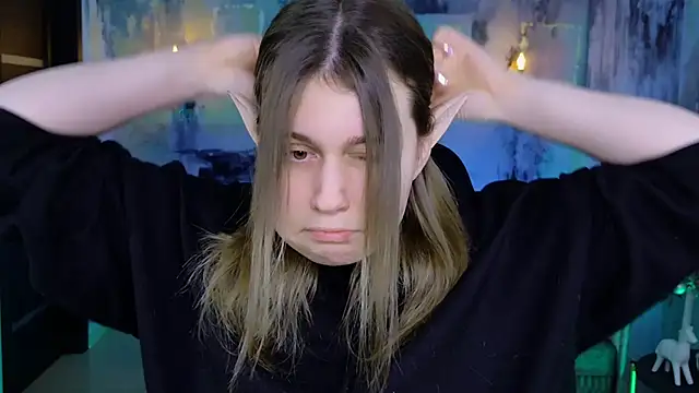 FioraMarmoris online show from January 4, 2025, 8:06 am