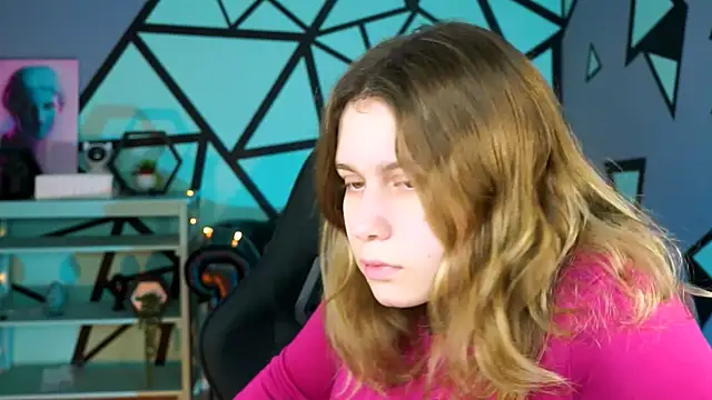 FioraMarmoris online show from January 11, 2025, 9:26 am