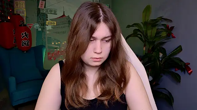 FioraMarmoris online show from March 7, 2026, 5:04 am