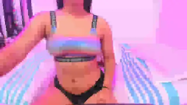 Ivonnesweets online show from February 12, 2025, 4:01 am