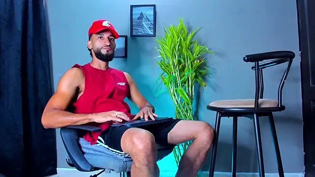 Snapshot of Damian_022 chatting on March 28, 2026, 1:54 pm Damian 022 online show from March 28, 2026, 1:54 pm