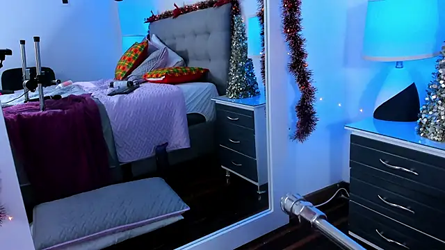 Samantha  Vega online show from January 4, 2025, 2:25 am