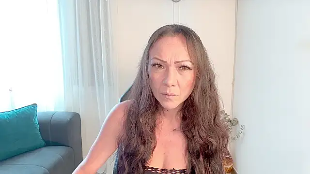 Kasandra Mature  online show from September 10, 2025, 3:23 pm