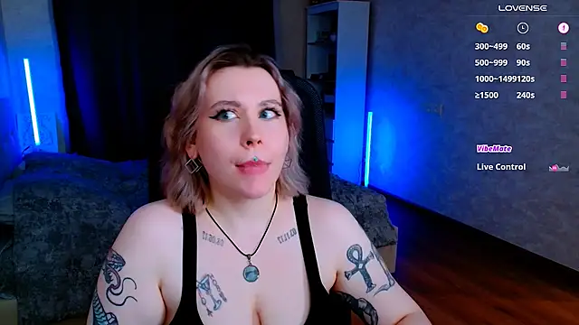 Snapshot of Blueberry-baby chatting on March 2, 2025, 11:50 am Blueberry-baby online show from March 2, 2025, 11:50 am