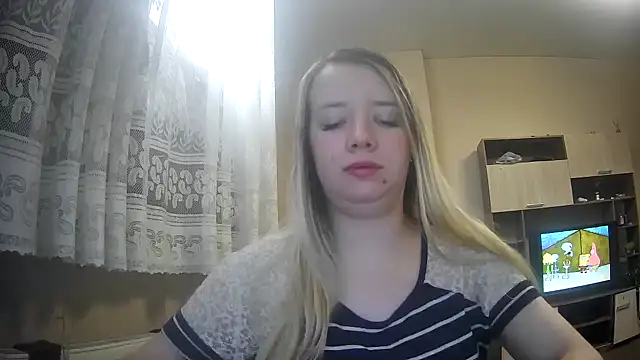 Snapshot of ViolaCandy chatting on October 26, 2025, 5:02 am ViolaCandy online show from October 26, 2025, 5:02 am