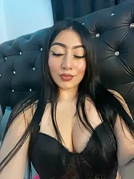 Snapshot of KittyRous chatting on December 29, 2024, 12:09 am KittyRous online show from December 29, 2024, 12:09 am